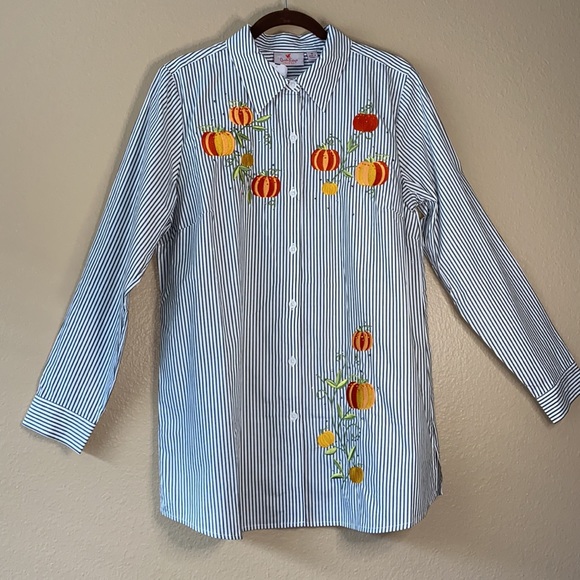 Fall Pumpkins Embroidered Sequins Button Down Top - Picture 4 of 16